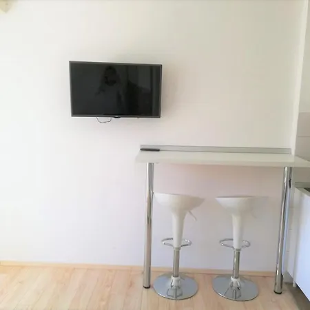 Janja Apartment *