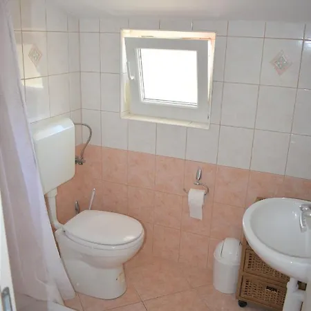 Apartment Janja *
