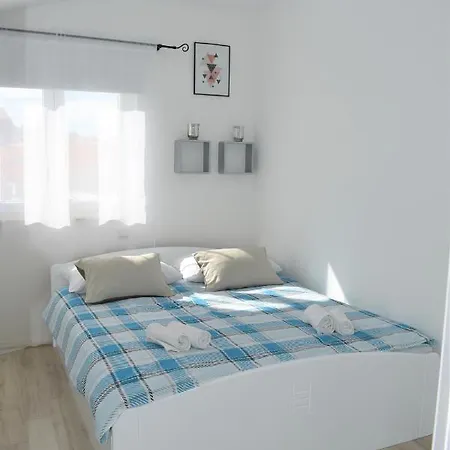 Janja Apartman
