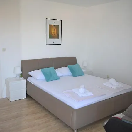 Apartment Janja