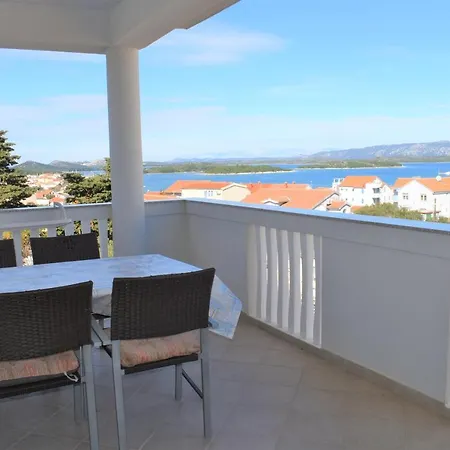 Apartment Janja