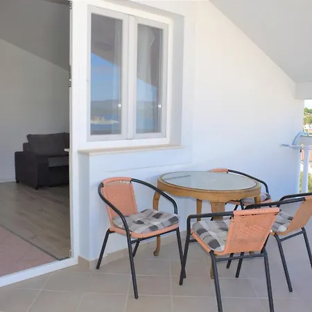 Apartment Janja *