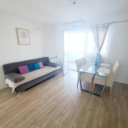 Janja Apartment Murter