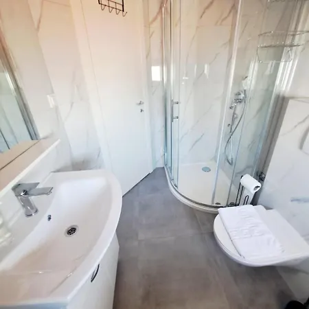 Janja Apartment *