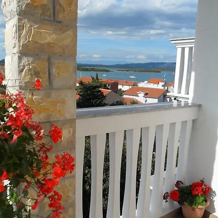 Apartment Janja