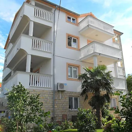 Apartment Janja *